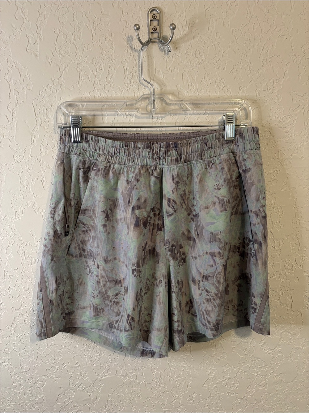 Lululemon Pace Breaker Linerless Short 5"